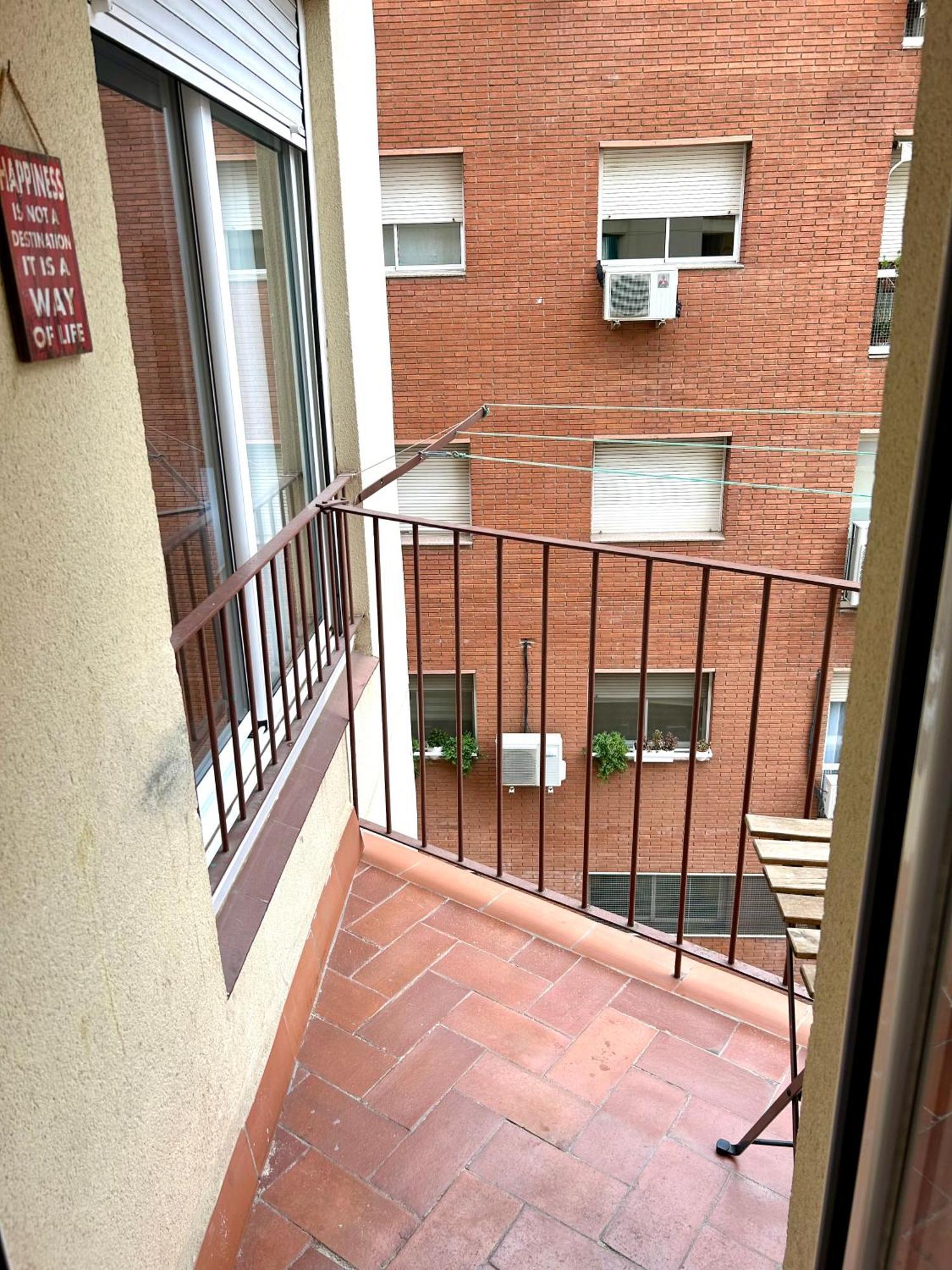 Carrer D'olesa Apartament